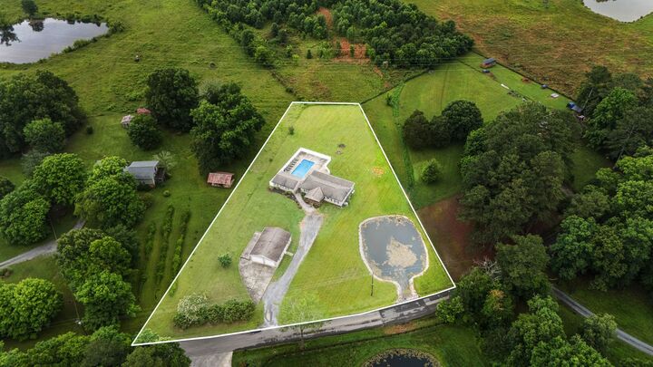 Property Photo:  871 Kile Lake Rd SE  TN 37323 