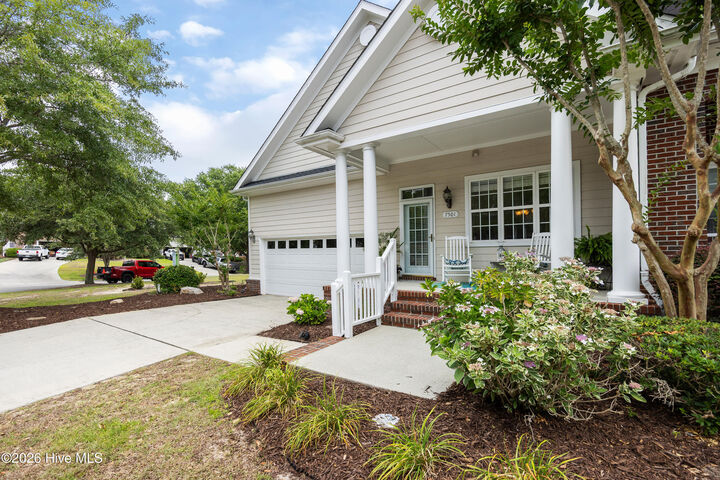 Property Photo:  7501 Promontory Court  NC 28412 