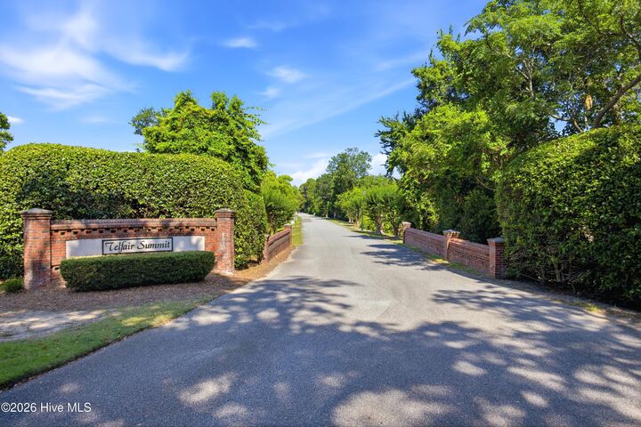 Property Photo: 7501 Promontory Court NC 28412