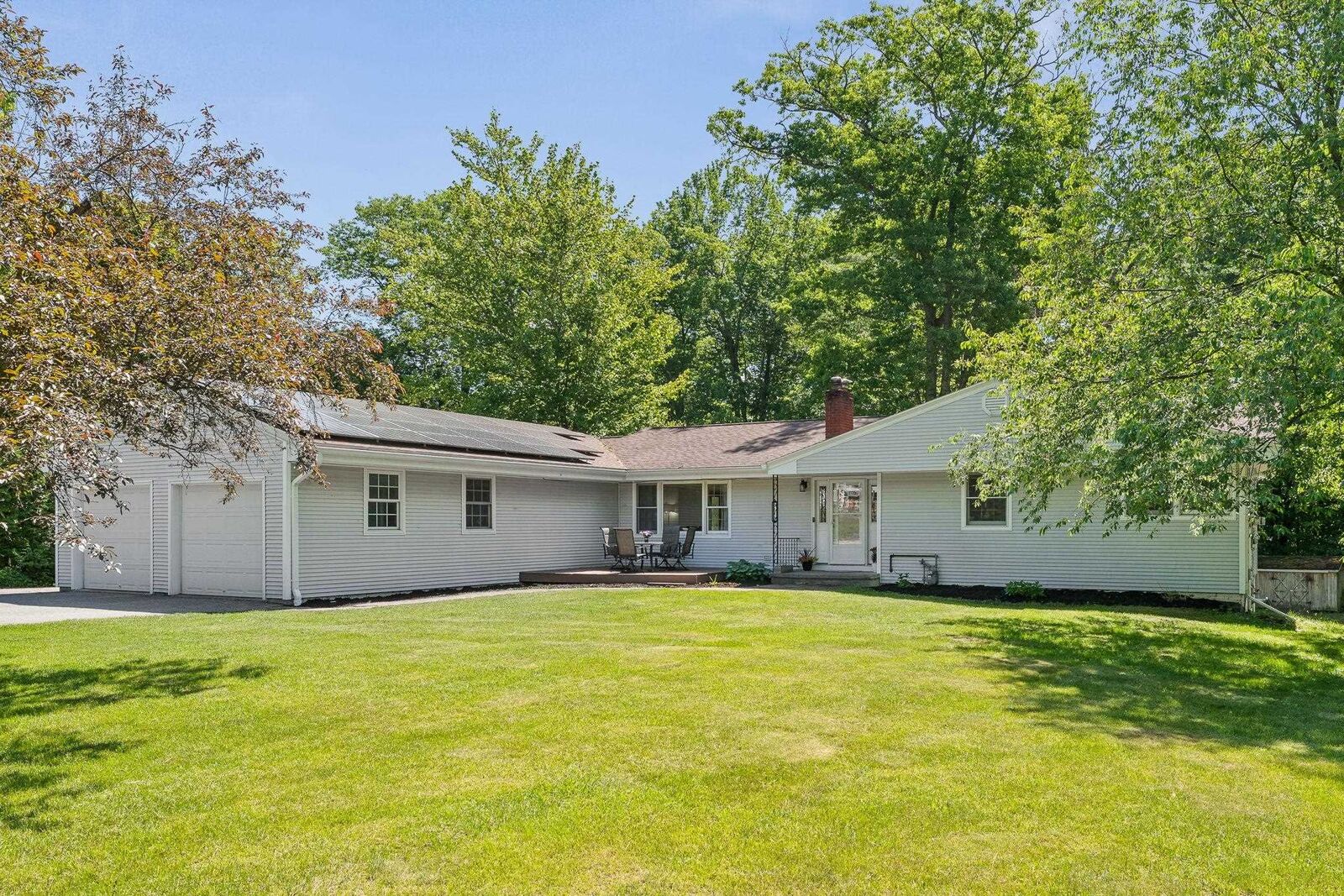 Property Photo:  18 Valleyview Drive  VT 05452 