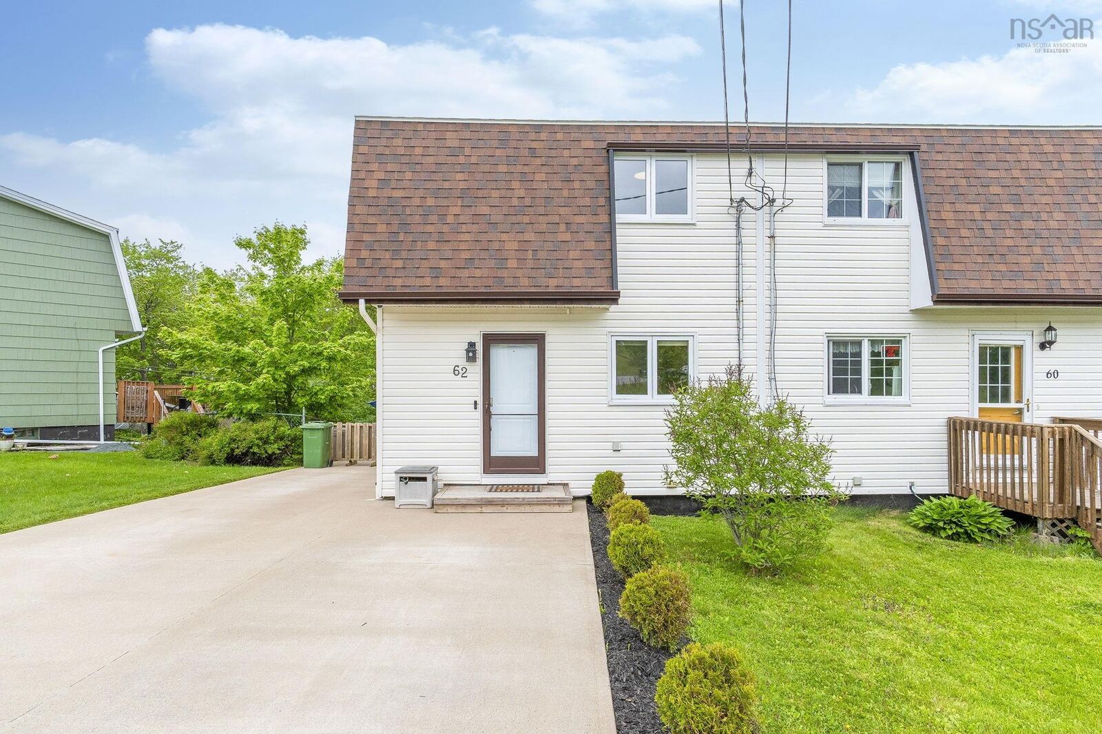 Property Photo:  62 Topsail Boulevard  NS B2W 4A6 