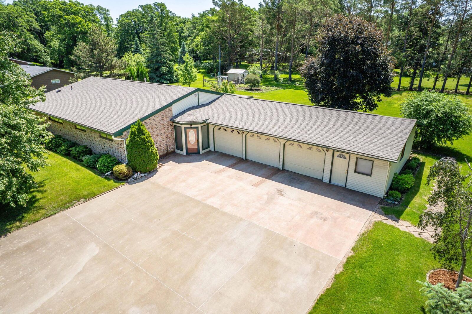 Property Photo:  1043 Woodland Loop  MN 56537 