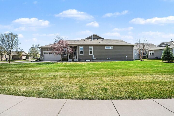Property Photo: 5073 Sundial Lane MN 55129