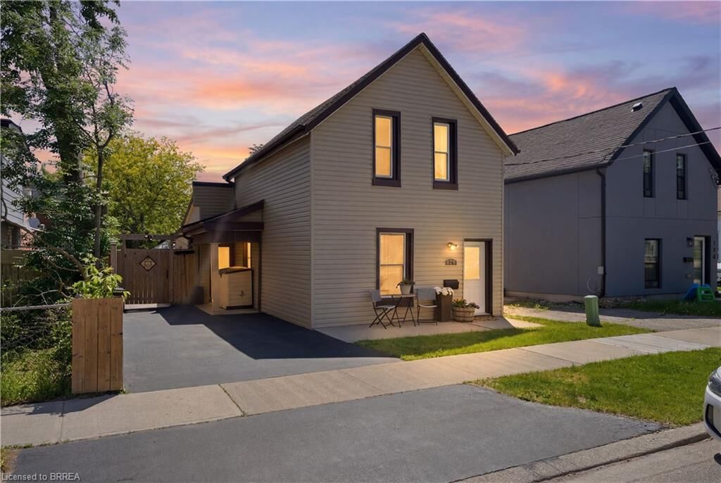 Property Photo: 137 Brock Street ON N3S 5V8
