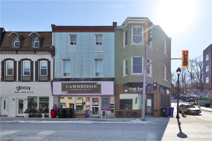 2 Queen Street E — photo 1