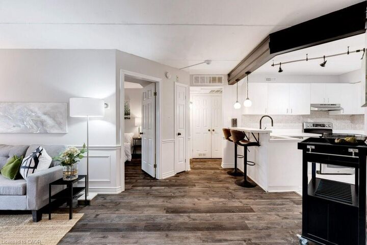Property Photo: 2040 Cleaver Avenue 206 ON L7M 4C4