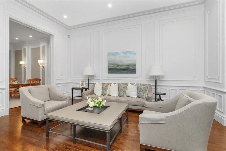 Property Photo:  179 Beacon Street 1  MA 02116 