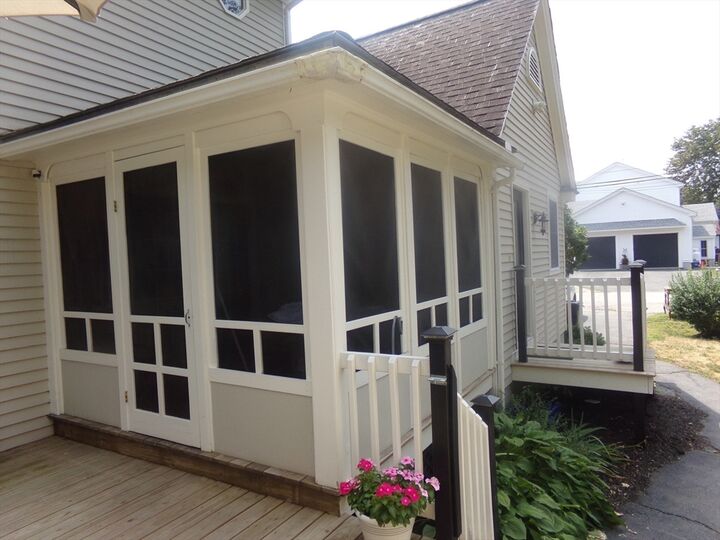 Property Photo:  162 Middlesex Ave 1  MA 01887 