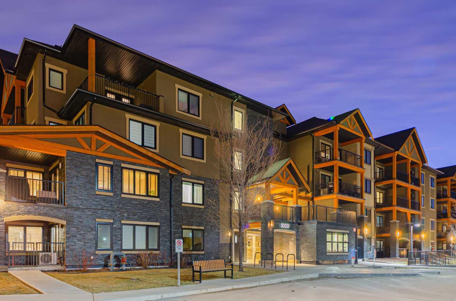 Property Photo: 450 Kincora Glen Road NW 3403 AB T3R 1S2