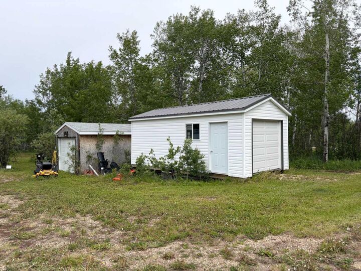 Photo de la propriété:  712051 Range Road 74 11  AB T8W 5H6 