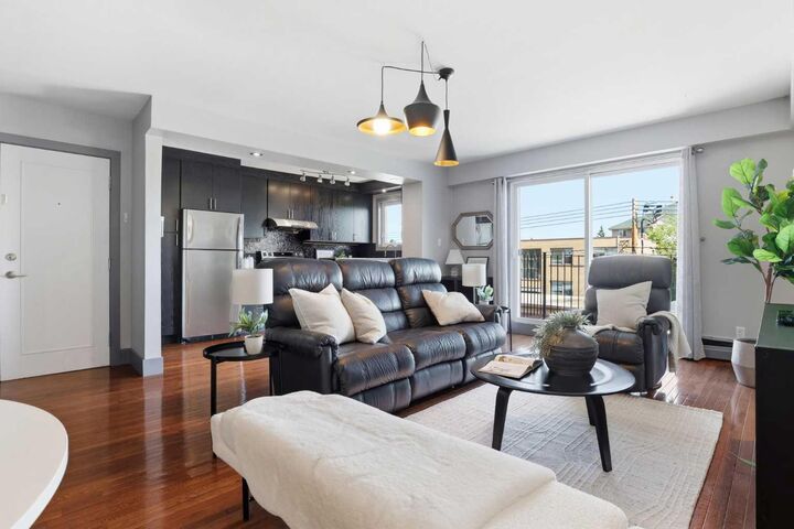 Property Photo:  1736 13 Avenue SW 304  AB T3C 0T9 