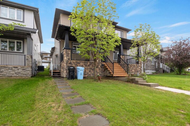 Property Photo:  104 Crane Rise  AB T9K 0R6 
