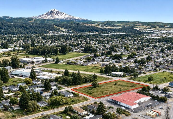 Property Photo: 415 Tacoma Boulevard WA 98047