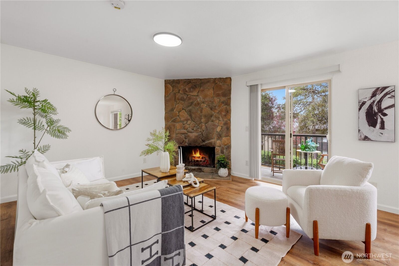 Property Photo: 12525 NE 145th Place F97 WA 98034