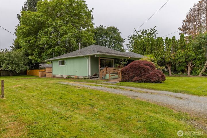 Property Photo: 325 N Baker Street WA 98273