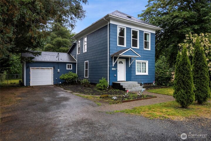 Property Photo: 222 S 10th Street WA 98584