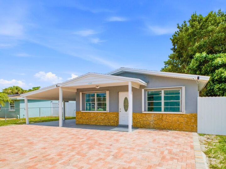 Property Photo:  4340 Broadway Street  FL 33461 
