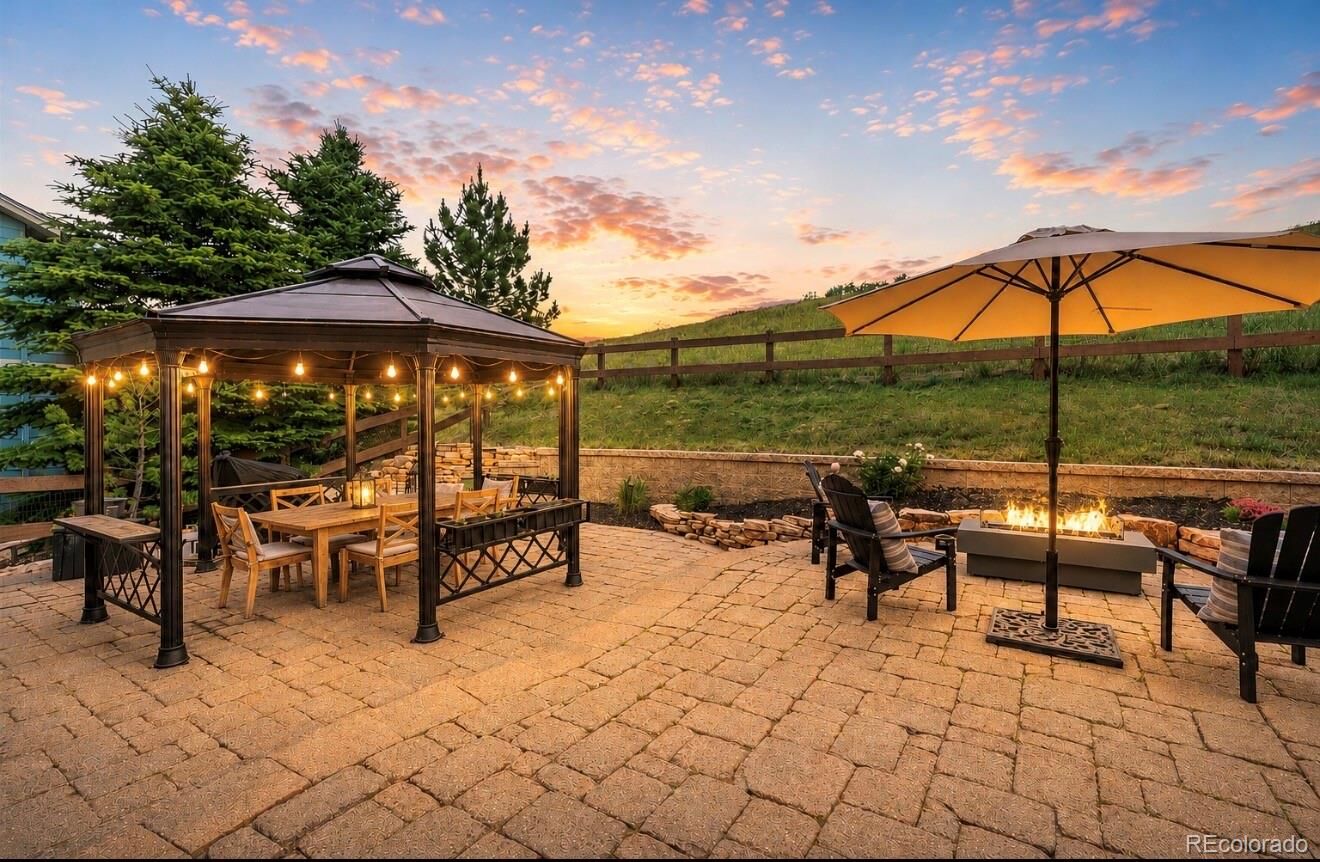 Property Photo: 2212 Ridgetrail Drive CO 80104