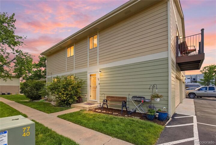 Property Photo:  1250 S Monaco Street Parkway 12  CO 80224 
