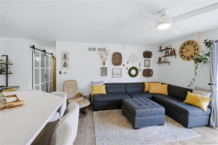 Property Photo:  1250 S Monaco Street Parkway 12  CO 80224 