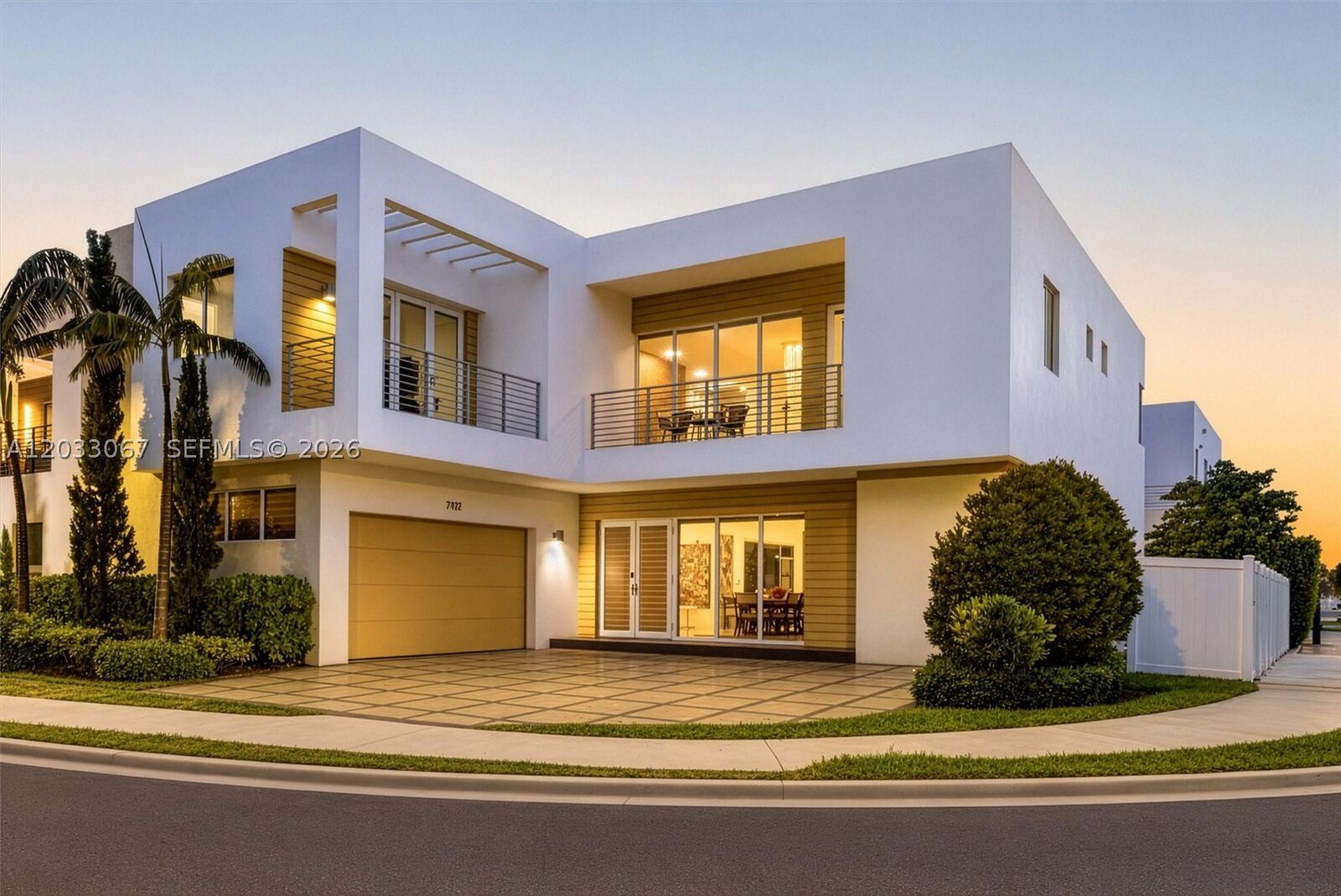 Property Photo:  7472 NW 100th Ave  FL 33178 
