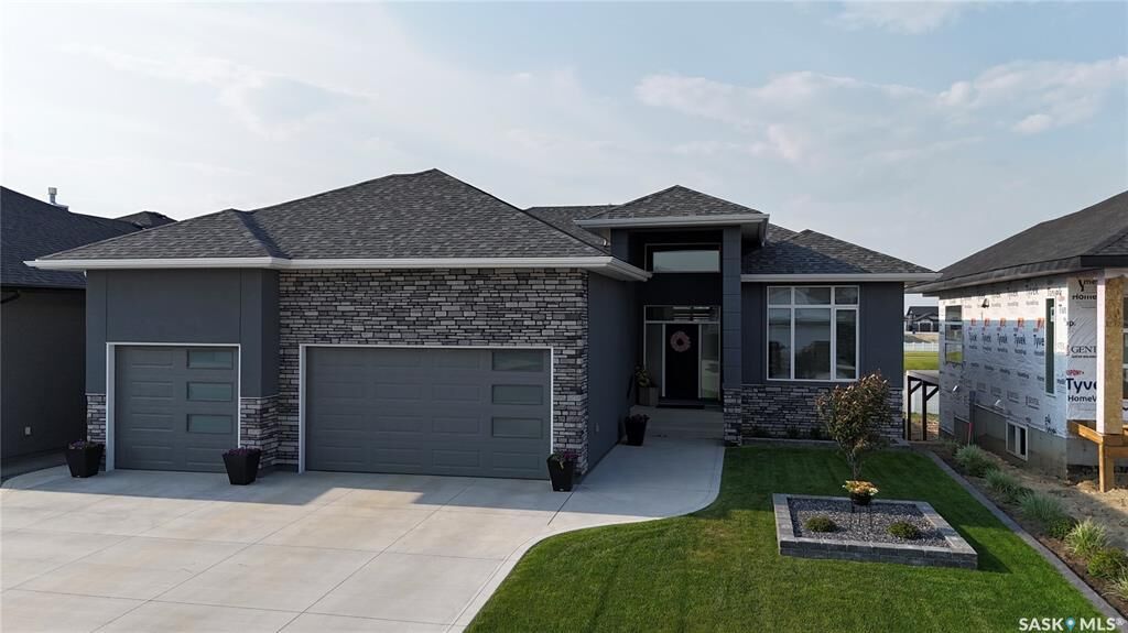 Property Photo: 222 Albright Crescent SK S0K 4S0