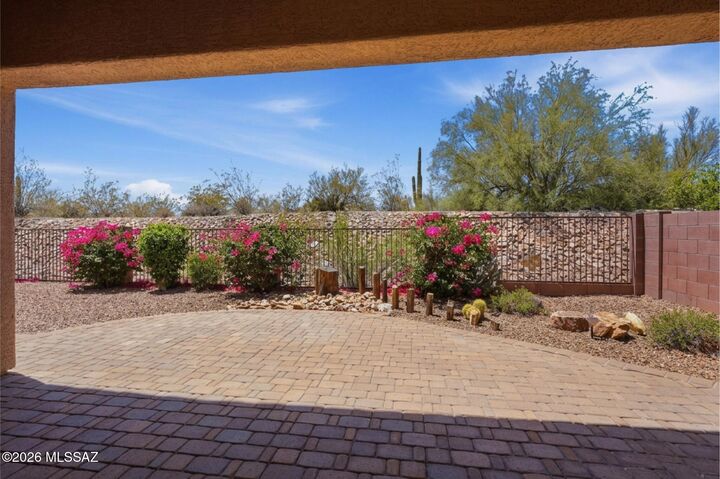Property Photo:  12761 N Gentle Rain Drive  AZ 85658 
