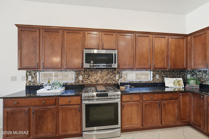 Property Photo: 12761 N Gentle Rain Drive AZ 85658
