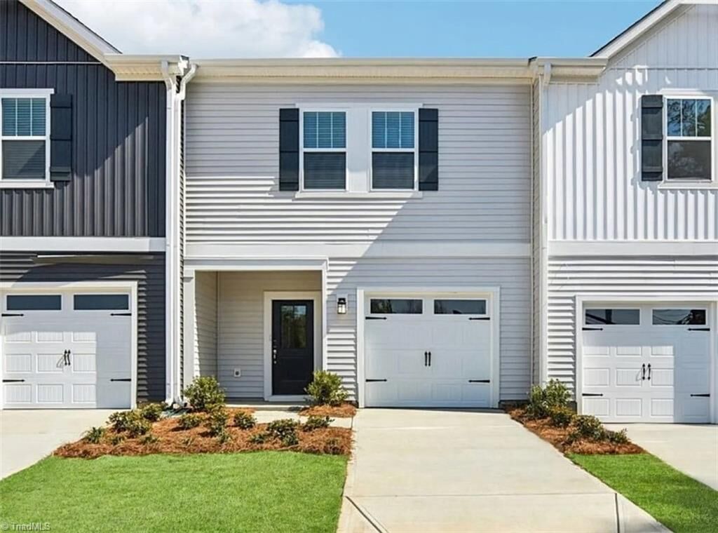 Property Photo:  1175 Rosetta Drive  NC 28144 