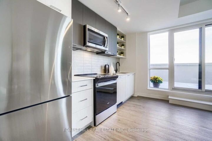 Property Photo:  2300 St Clair Ave Avenue W 913  ON M6N 0B3 