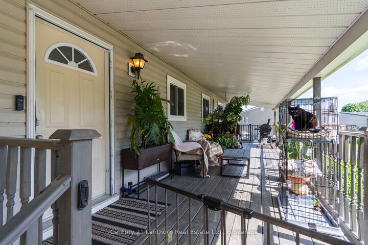 Property Photo:  24 Cory Crescent  ON K8V 5W8 