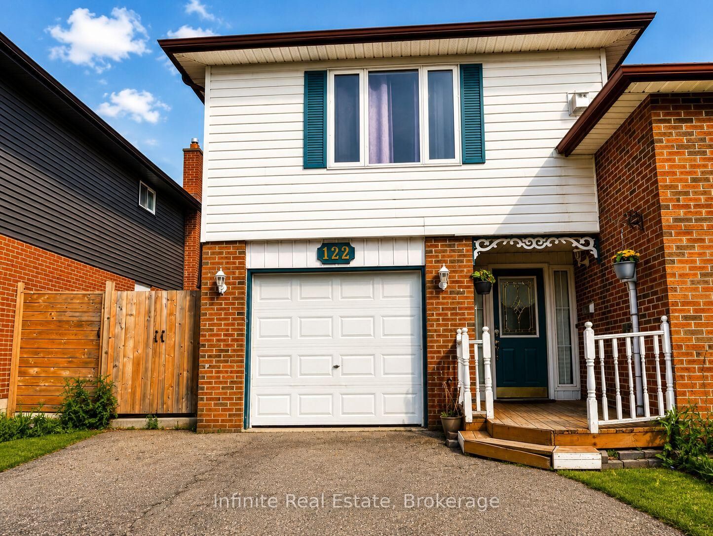 Property Photo: 122 Parkview Drive ON L9W 3J3