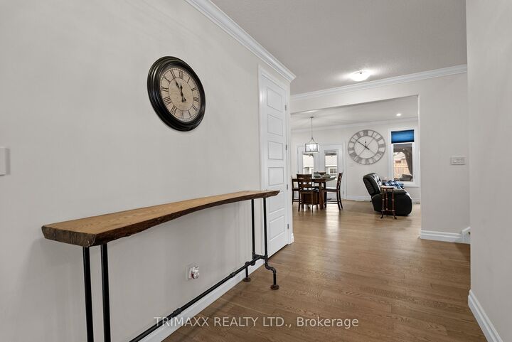 Property Photo: 31 Thames Springs Crescent ON N0M 2M0