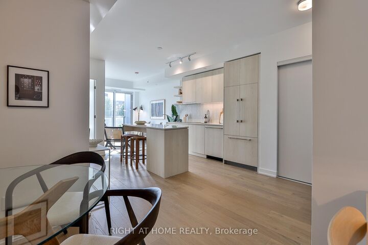 Property Photo: 1161 Kingston Road 205 ON M1N 1P2