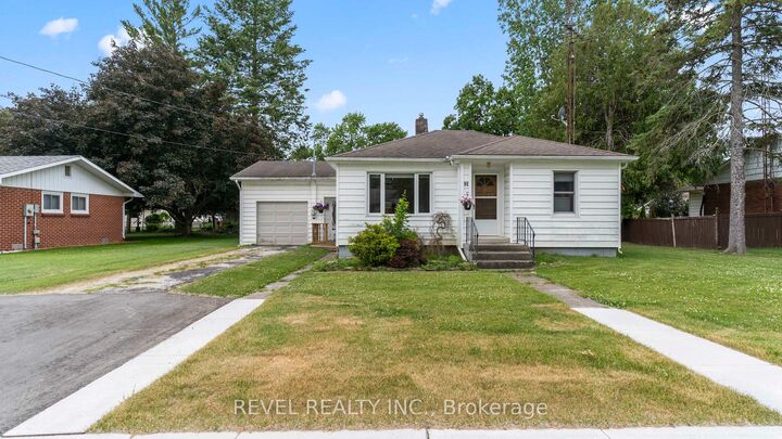 Property Photo: 91 Lamila Street ON N0P 2K0