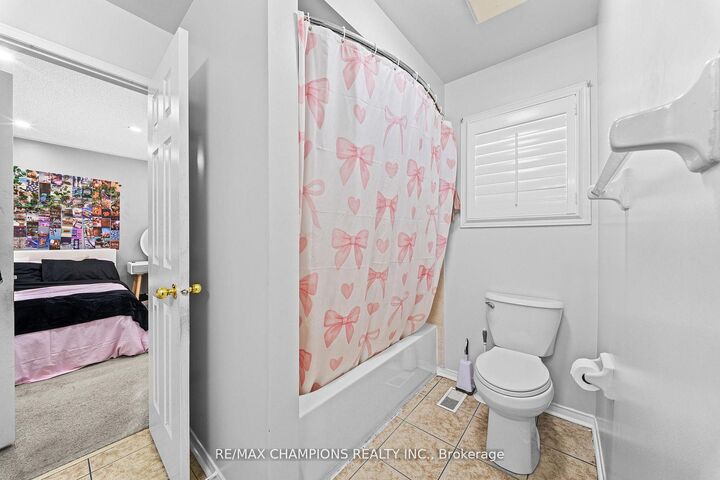 Property Photo: 125 Tiller Trail ON L6X 4S9