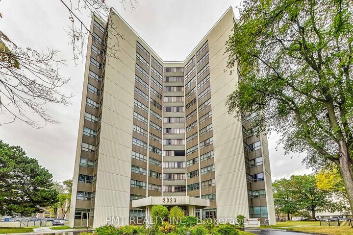 Property Photo: 2323 Confederation Parkway 1105 ON L5B 1R6