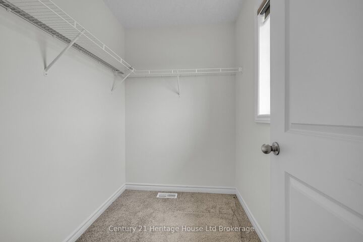 Property Photo: 194 Links Crescent ON N4T 0L9