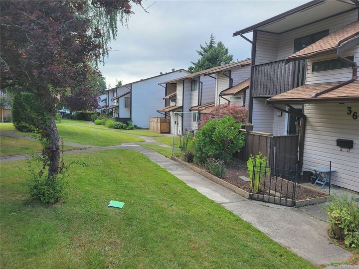 Property Photo: 1506 Admirals Rd #36 BC V9A 7B1