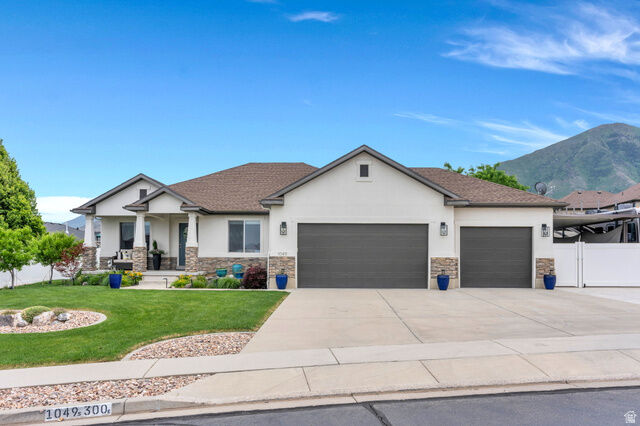 Property Photo: 1049 S 300 E UT 84653