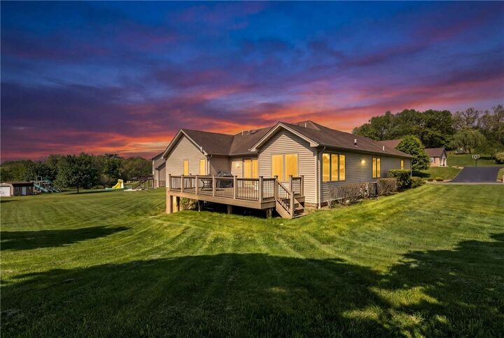 Property Photo: 108 Winfield Manor Dr PA 16046