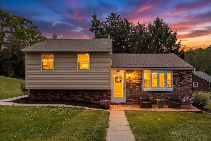 Property Photo:  419 Patsy Dr  PA 15044 