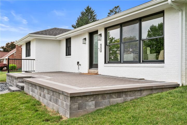Property Photo:  331 Lejeune Dr  PA 15601 