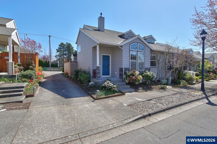 Property Photo:  4856 NW Huserik Dr  OR 97229 