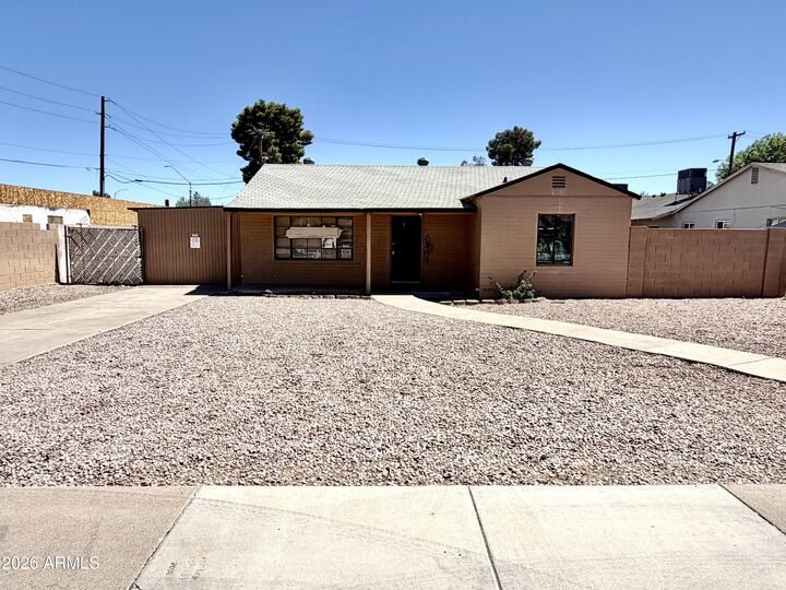 Property Photo:  413 W 6th Drive  AZ 85210 