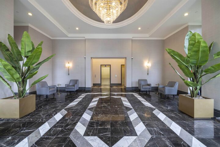 Property Photo: 6240 McKay Avenue 404 BC V5H 4L8