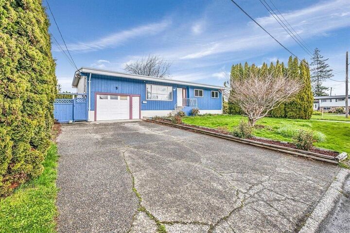 8429 Hilton Drive — photo 1