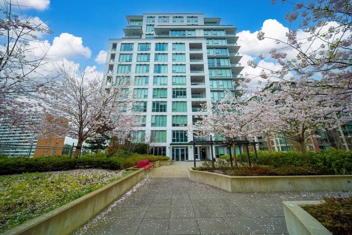 7333 Murdoch Avenue 1306 — photo 1