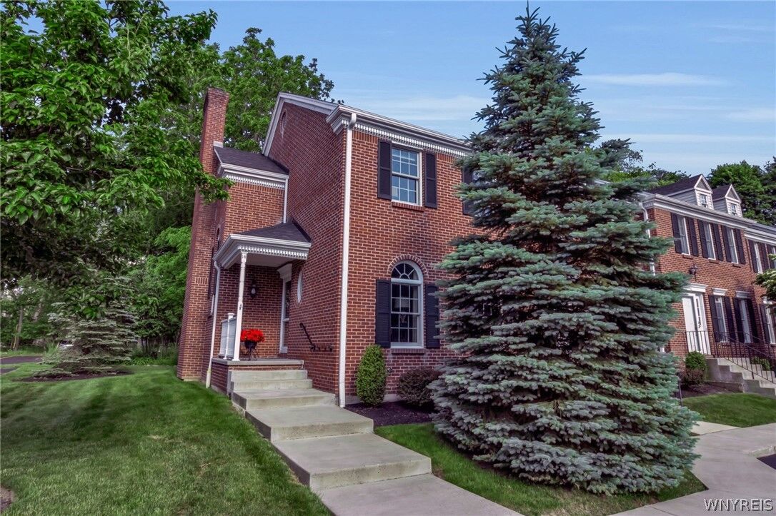 Property Photo:  277 Main Street 14C  NY 14052 