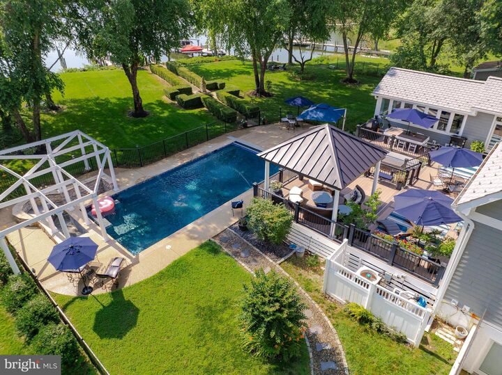 Property Photo:  3935 Island Landing Court  MD 20615 